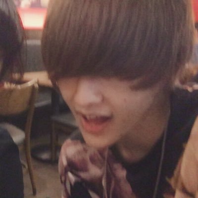 にゅーた Ar Twitter チェックシャツはダサい チェックシャツは理系の清掃 っていう風潮が嫌いで意地でもオシャレに着こなしてやろうと ジーンズメイトのシャツ3千円 ポールスミスのスキニー2万円 シルエットが超綺麗 トリッカーズのウィングチップ6万円