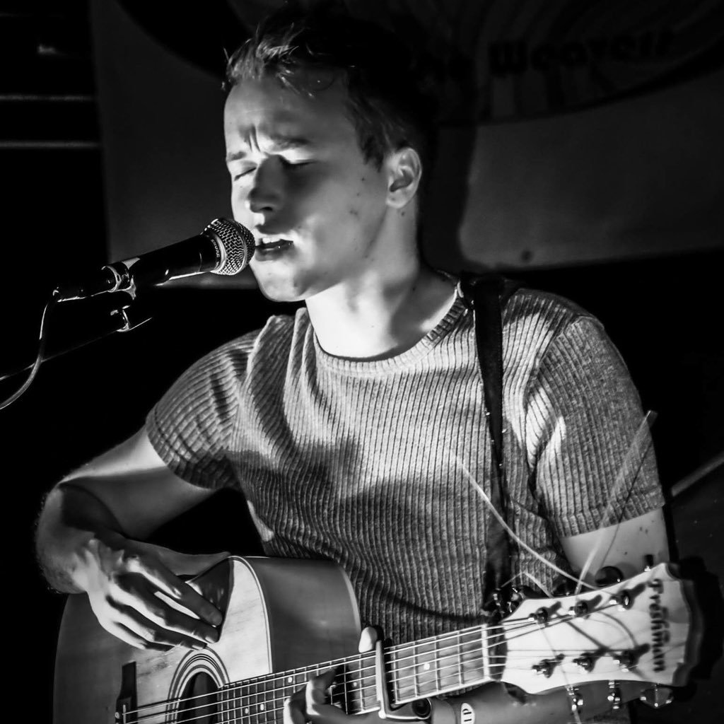 Paisley based singer/songwriter