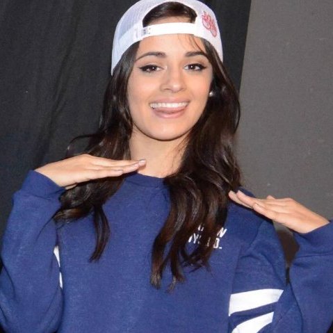 (RT the pinned)
Você poderia me ajudar dando RT no único RT da conta e marcando a Camila? Ficaria grato e desculpa se já pedi. Obg anjo. ❤