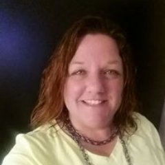 Hi. My name is Renee. I sell amazing affordable jewelry.