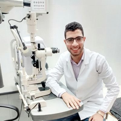 ‏اخصائى طب عيون . تخصص دقيق فى فحص النظر. وفحص قاع العين .فى مستشفى طب وجراحة العيون بالمنصورة ..ومستشفى المغربى بالقاهرة
