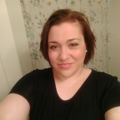 TwinsPlus1_74's profile picture. Single Hard working Momma to 4, Chocolate Chip cookies rule, God and Family always, 5 Boston Boys will forever make me smile. 😊