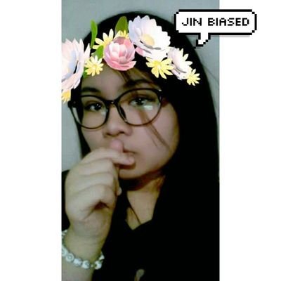 Jin Biased😘