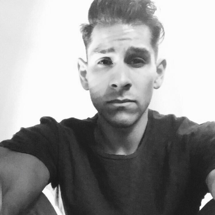 SERRK's profile picture. The world-renowned average consumer.