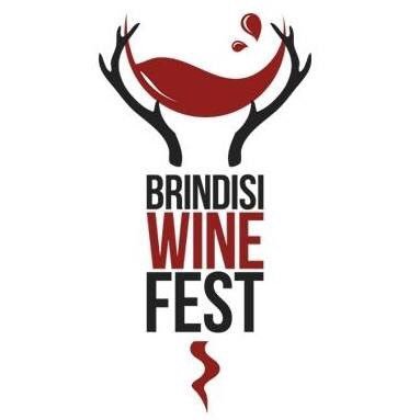 Brindisi Wine Fest è la kermesse enogastronomica che dal 21 al 23 luglio si svolgerà nel cuore della città. 😊🍷😊