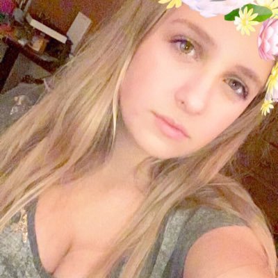 yemma_hope's profile picture. dodie clark enthusiast