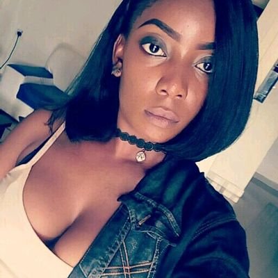 sarafinachris's profile picture. simple