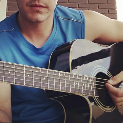 GuilleNaklavan's profile picture. Rock. Hala Madrid! Fan de la nave del misterio. Cine, Series y libros de aventuras,terror y ciencia ficcion. Lo mejor del planeta: los animales.