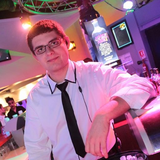 tiimzero1pro's profile picture. Pas assez vieux pour avoir une bio' ;)