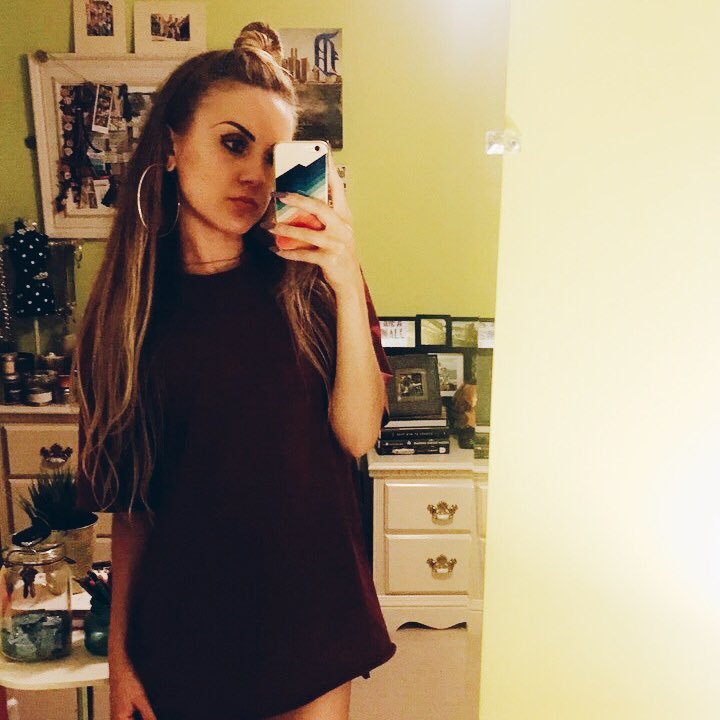 amyyyynicole's profile picture. dip me in ya Monday milk