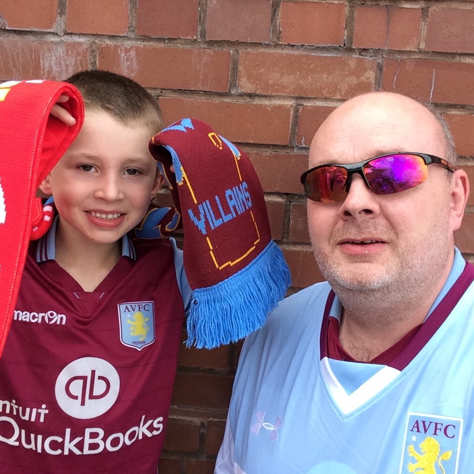 zigzygo's profile picture. International exhibition photographer,tennis fan and nature lover based in Gloucester i still love my Villa no matter what.father of 2