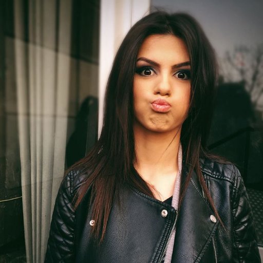 iamCharlotte29's profile picture. I am Artistic, Humorous/Witty, Intellectual, Low Maintenance,Giver, Sensitive/Nurturing/Loving, Practical, Romantic, Self Confident, Serious/Responsible.