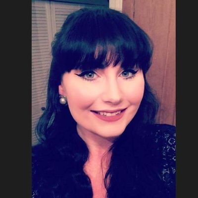 Research software engineer at the University of Bath,
PhD in computational chemistry.