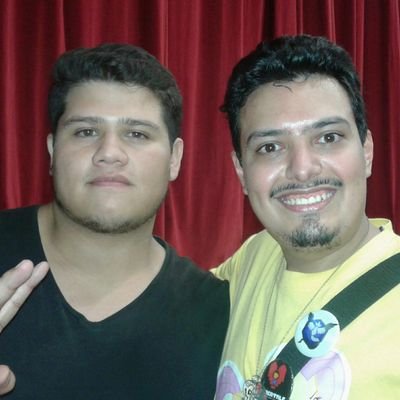 Gamer, youtuber principiante y fanatico del doblaje latino.