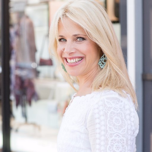 KarenSchachter's profile picture. For women ready to create a desire-focused life (instead of a life navigated by fear and self-sabotage!)! Workshops + courses + individual/group coaching.