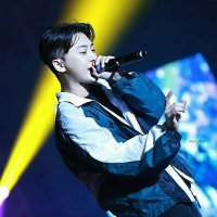 DPR Live (@dabinblur) 's Twitter Profile