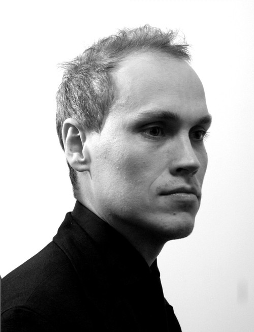 Swedish designer and architect. Living and working in London. https://t.co/1hPz4O3sY3
