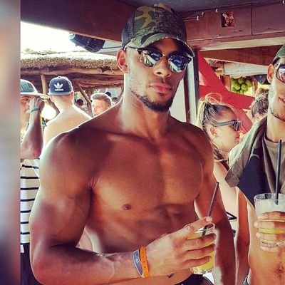 wizkidstew's profile picture. Cloud Computing Architect - Dubai 🇦🇪 
British 🇬🇧 Jamaican 🇯🇲  #Yardi
    الحمد لله ربّ العالمين