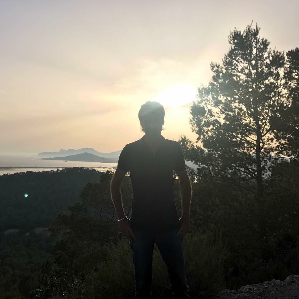 Leviathan21st's profile picture. Blogger in French and English (Leviathan 21). Politics, economics and finance. Chronicler of attacks on liberty and freedom of speech. Trader & markets watcher.