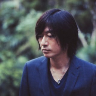 25歳の男。80〜90'sJ-POP・シティポップ・ガールポップ・アイドルポップ・ネオアコ・声優など。CD収集。ドライブ。