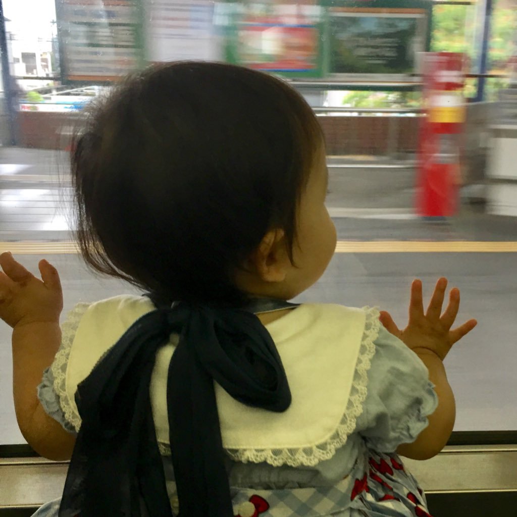 ヒトリムスメ子育て中の高齢ずぼらかーさんです。慣れない育児に老体むち打ち奮闘中。食欲魔神のムスメさんがガンガンエンゲル係数あげてます。基本おたく属性。高校野球好き。ミニチュア好き。無言フォロー多くてすみません。 #ぶきっちょママ手芸部 でたまに制作してます。 #きなこもちのスープジャー でレシピ覚書