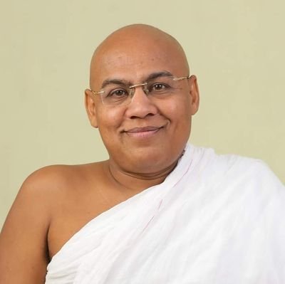 Official page of Jain Acharya Shrimad Vijay Mahabodhi Surishwarji Maharaj Saheb. Initiator of #ViharSevaGroup —(Account managed by Volunteers)