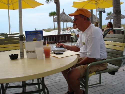 FREE Training & Marketing System. What Most Marketers Lack & What To Do About It. Are You Still Paying For Your Training?