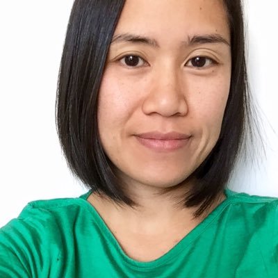 DecadeThirty's profile picture. Sketcher • Handletterer • Blog author • Book hoarder