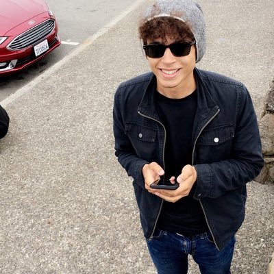 gabrielconner_'s profile picture. 