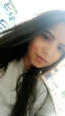 Lily_Torrealba's profile picture. Undefined