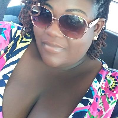 Mekdreadqueen's profile picture. Down to earth ,Hard Working Woman,One of the realest you will ever know.Get to know me before you judge me#NaturalQueen #Independent#TeamMommy