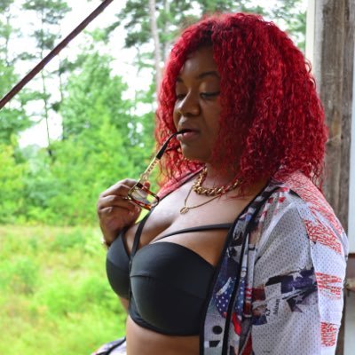 COO of Str8 No Chase MG | Artist | Graphic Designer | Photographer