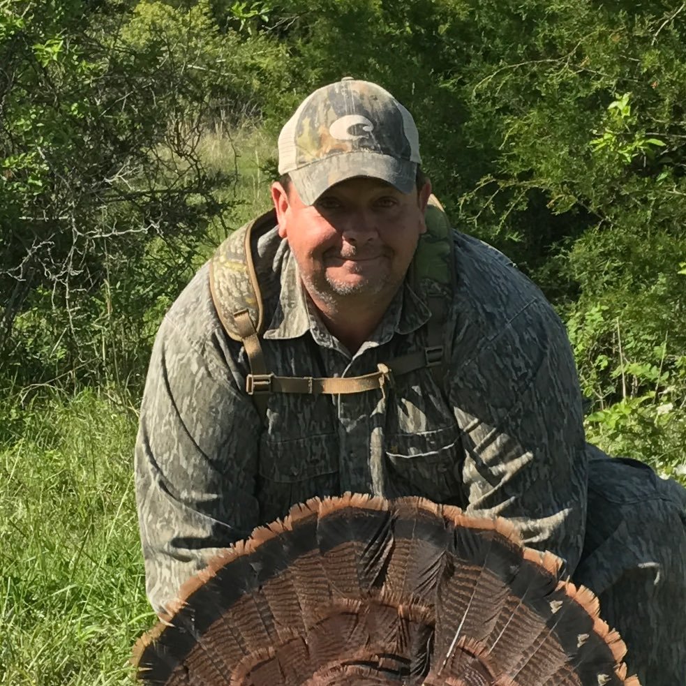 bigearl88's profile picture. Husband, father, farmer, hunter. NASCAR fan #dalejr,Big Earl Farms