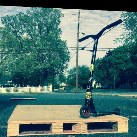 ChildsCorbin's profile picture. SC: Corbin_Bmx Scooters🛴Insta: CorbinChi24