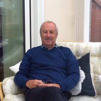 Alan Truscott (@angwarry) 's Twitter Profile Photo