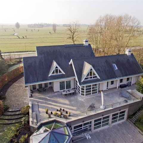 Te #Koop: #Luxe #Landhuis (#Villa) in het Groene Hart van #Nederland. Inhoud van ca. 2600 m³ en de grootte van het perceel is 5360 m². #Villa nabij #Gorinchem
