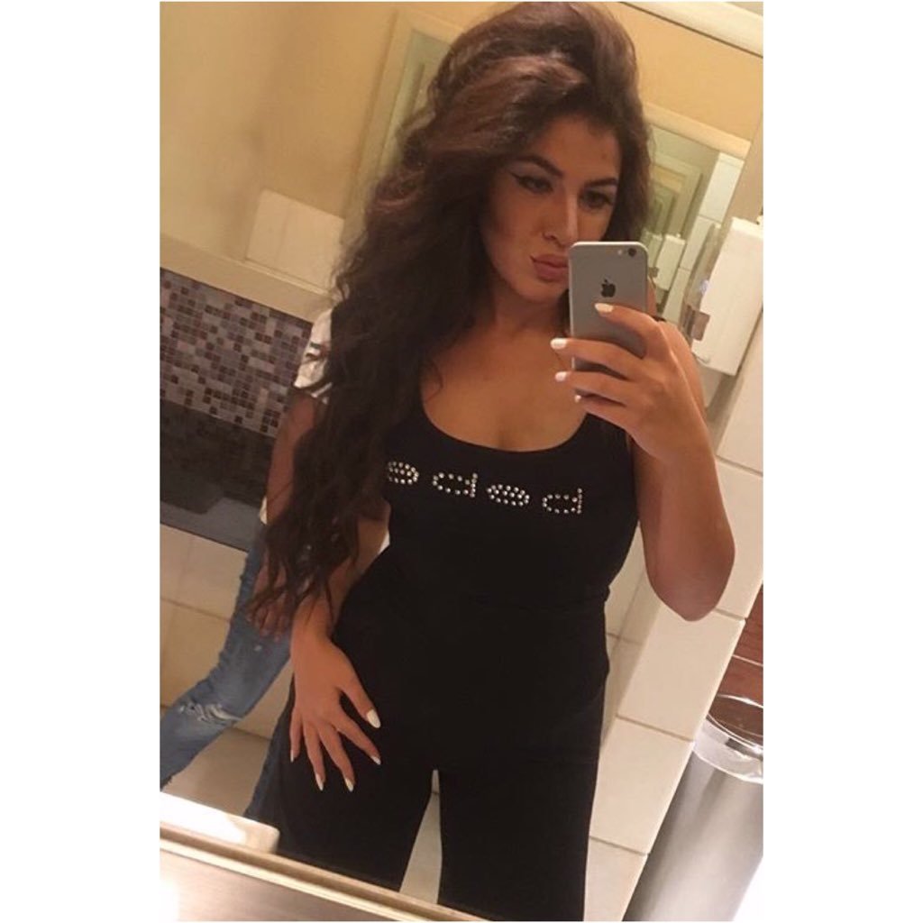 LindaOmar__ Profile Picture