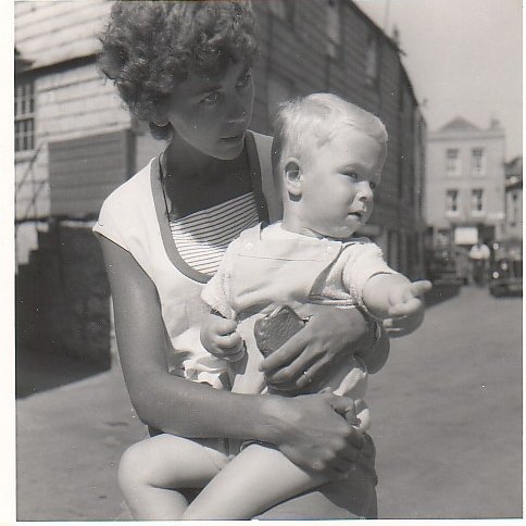 nullpoint15's profile picture. Chairman of Sight Life charity https://t.co/EuxodO5lfl, author of the Northwick Bear stories about nystagmus https://t.co/241T2uYI4F and ethics adviser.