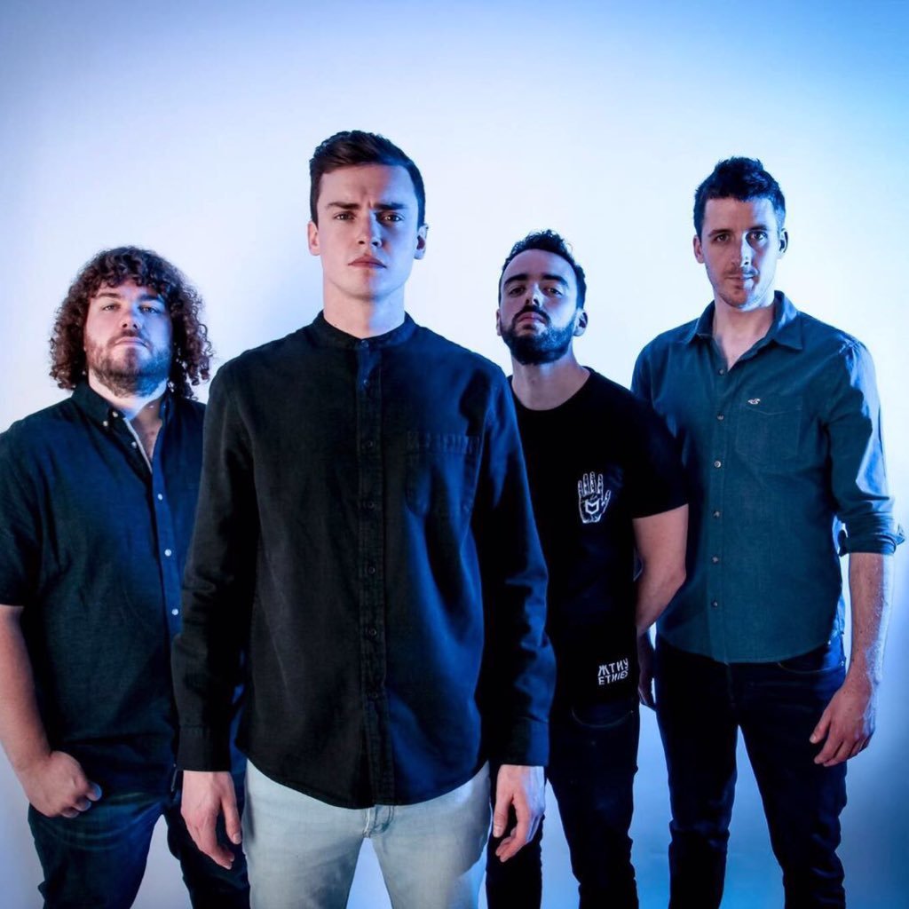 bluelightsmusic's profile picture. 