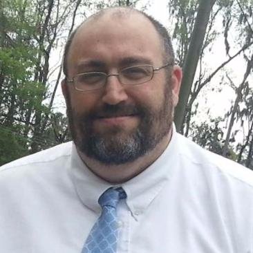It's a geek, it's a dad, it's a geocacher, it's a confused looking man scratching his head. #parenting #smallbiz #geocaching (https://t.co/M6hho9g6Ox)
