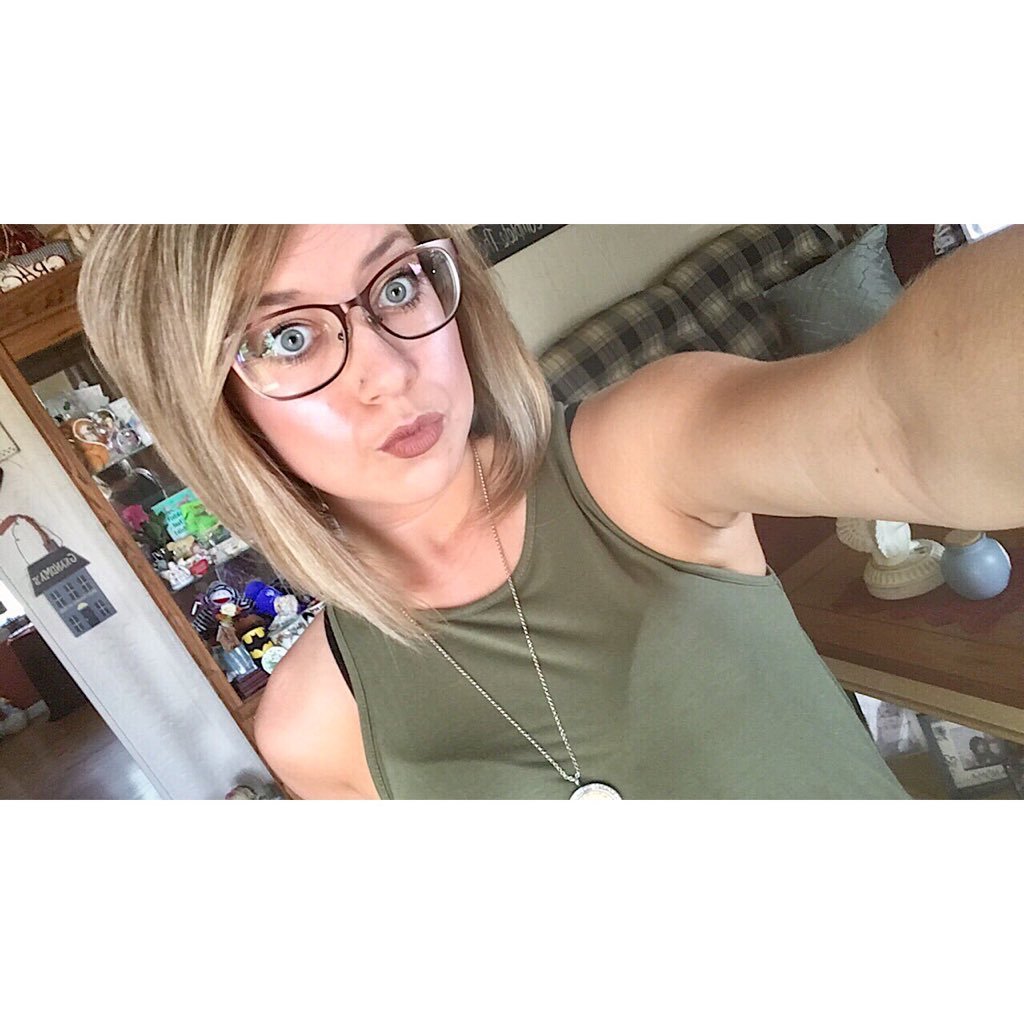 _abbeyreneeh's profile picture. 