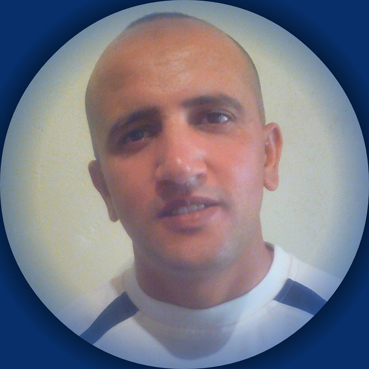 droidsamir_'s profile picture. 