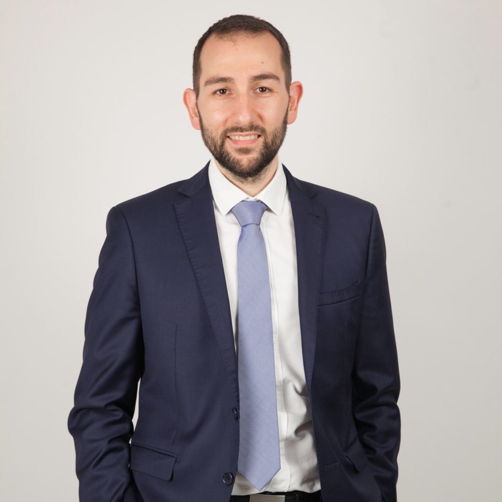 Administrateur de l’Etat @caissedesdepots - #PolitiquesSociales & Directeur d’hôpital 🏥 (@CHUBordeaux @CHUdeToulouse @CHU_Lille) #innovation
