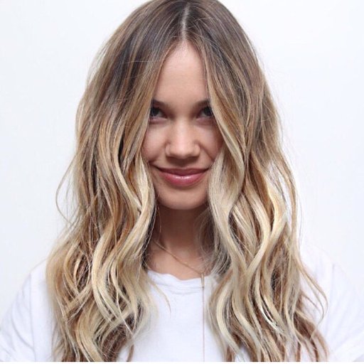 HairByOlya's profile picture. 