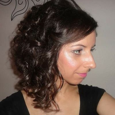 Daria_Hernandez's profile picture. ₪ ø lll ·o. #Australia #Bondi #Spain  #StrangerThings #TheWalkingDead #The100 #AlteredCarbon #VWars