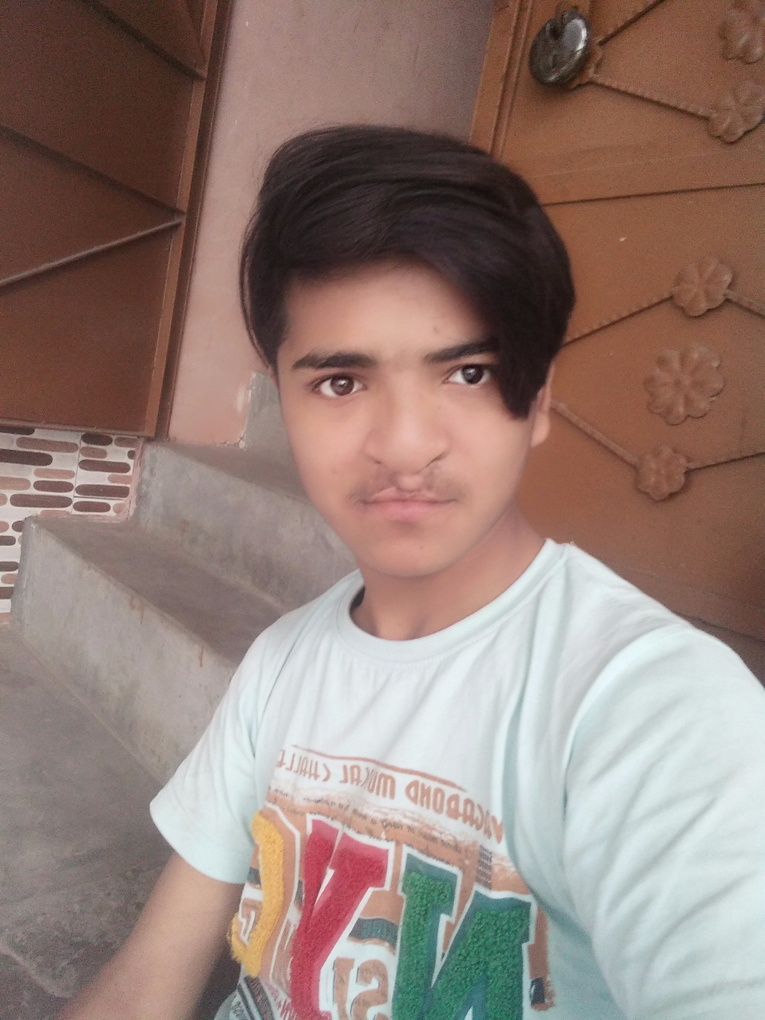 Sumitmi65260668's profile picture. 