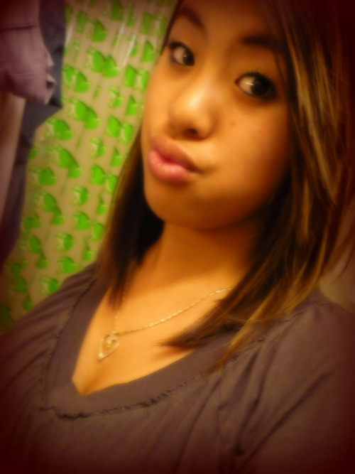 jessiicanguyen's profile picture. friends family
art/music