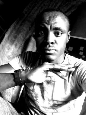 Am hillarious, enjoy laughing, fun to be wit
dating me is like dating a 12yrs old cause i'm almost never serious and i'm always joking around n being sarcastic