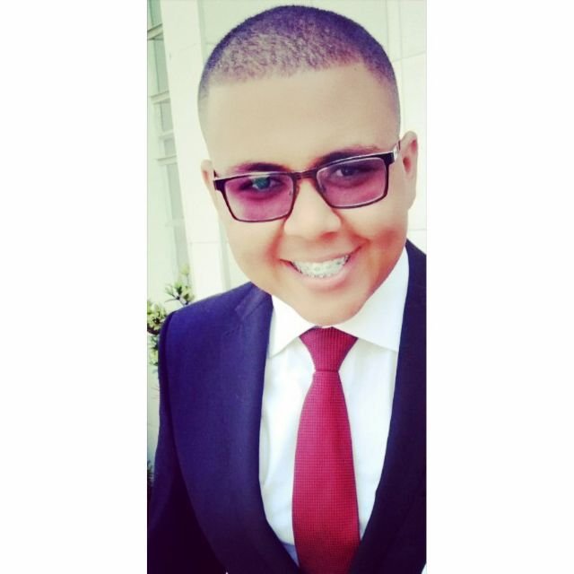 Danielbola7's profile picture. Antes de falar qualquer coisa, tenha certeza de que o que você vai falar é mais relevante que o silêncio... #VVAR