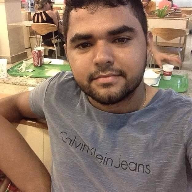 Edmundojuniior's profile picture. 